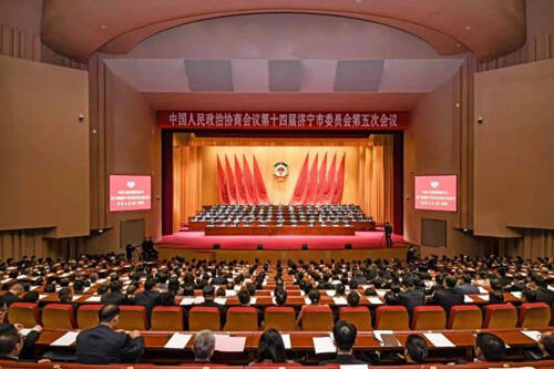 恪盡委員職責(zé) 助力加快建設(shè)科技創(chuàng)新高地 ——欣格瑞公司董事長田民格參加出席濟(jì)寧市政協(xié)十四屆五次會議